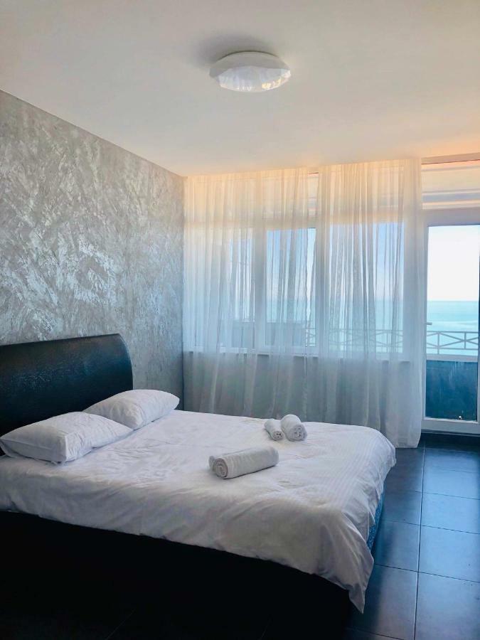 Tg Apartment Sea View Batumi Eksteriør billede